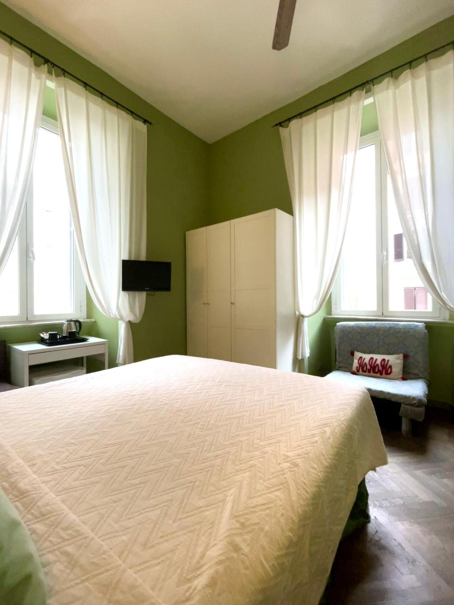 רומא Guest House Meret מראה חיצוני תמונה