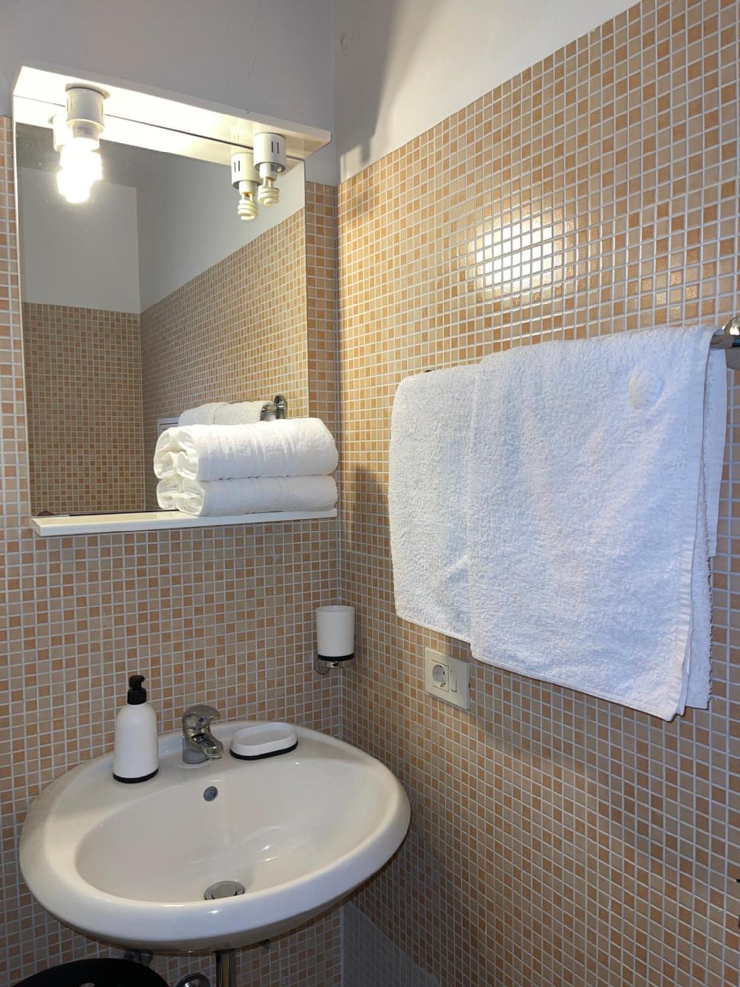 רומא Guest House Meret מראה חיצוני תמונה