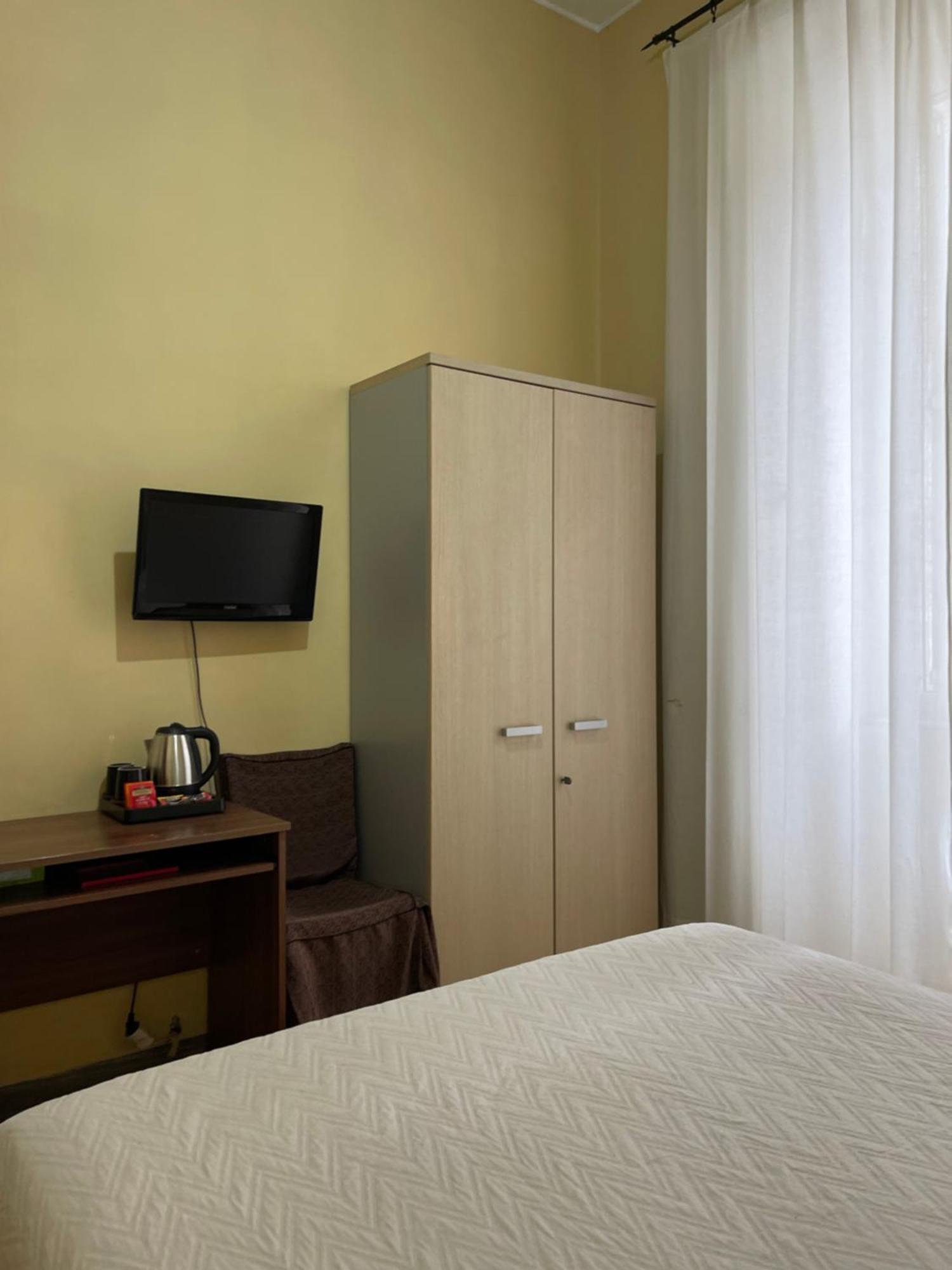 רומא Guest House Meret מראה חיצוני תמונה