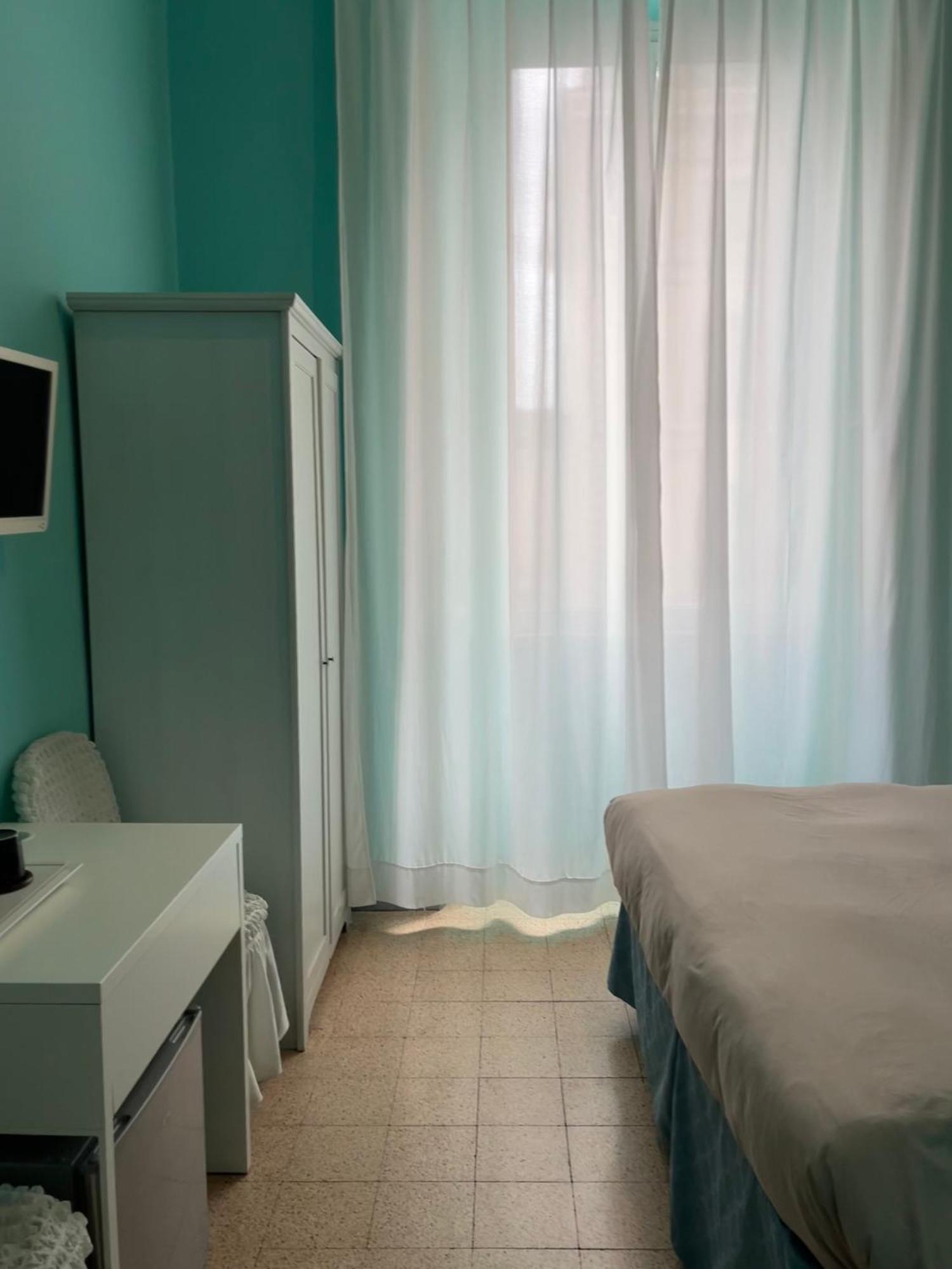 רומא Guest House Meret מראה חיצוני תמונה